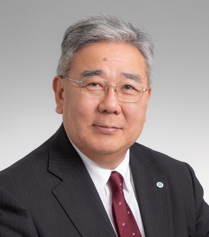 理事・副学長(地域連携・附属学校担当)美馬 持仁