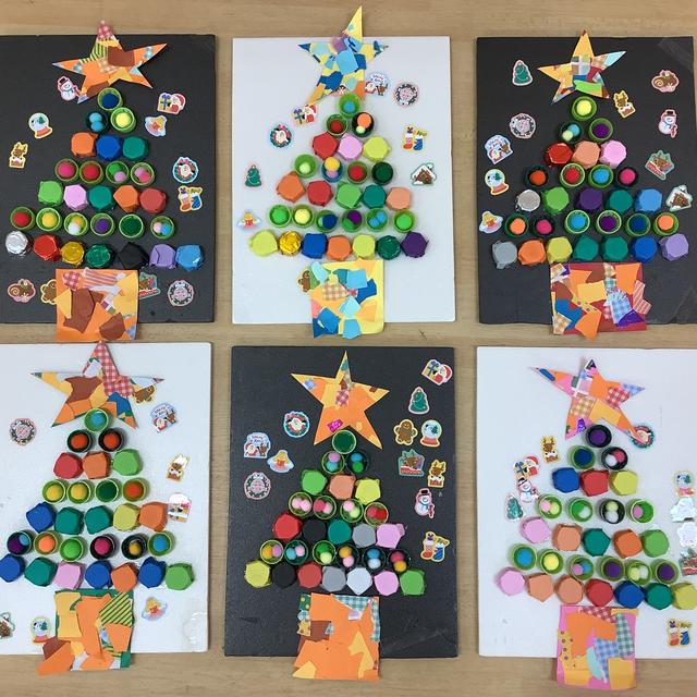 小学部2組(3,4年生)カラフル☆クリスマスツリー