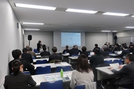 基調講演の様子.jpg