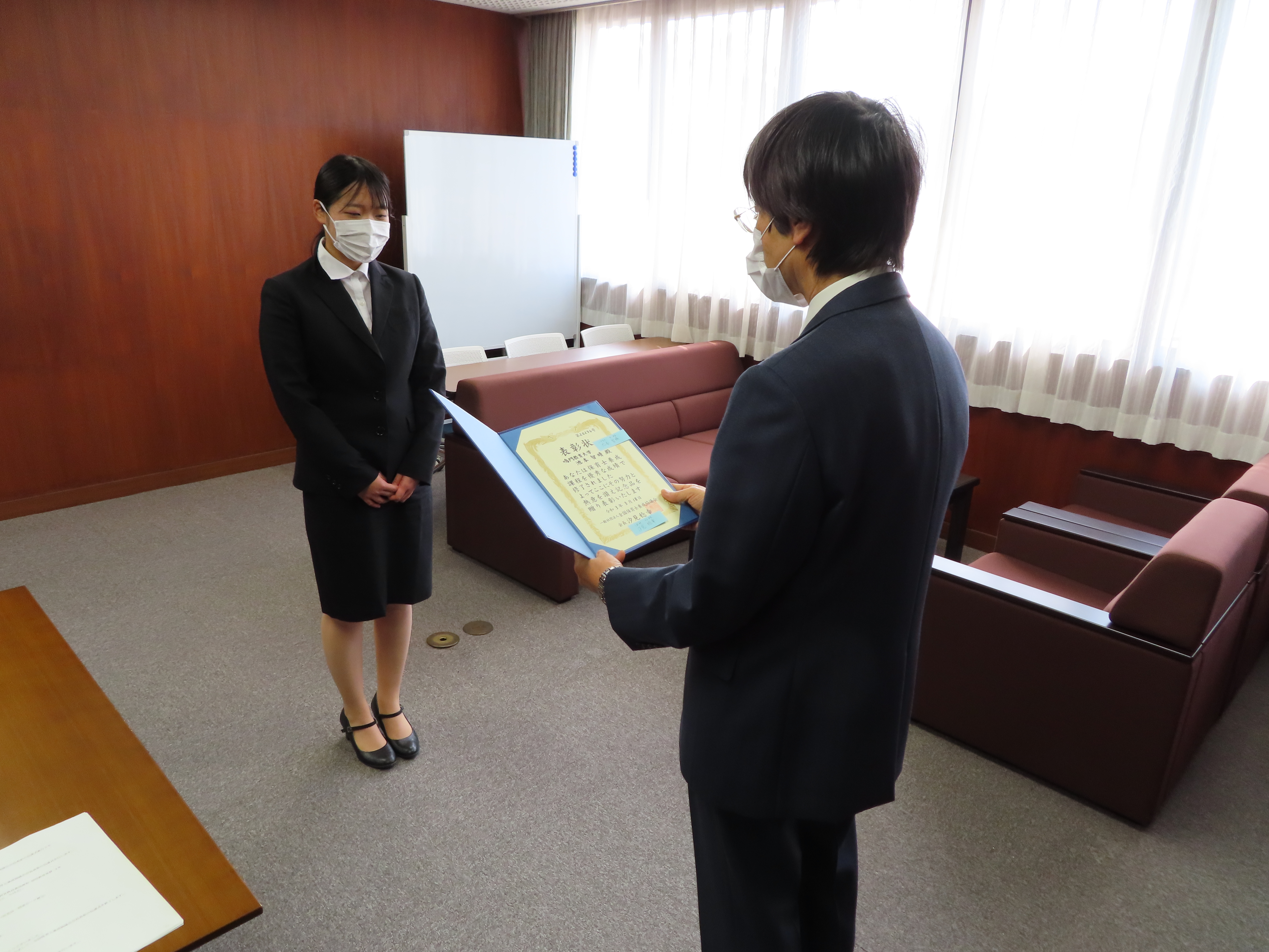 令和２年度全国保育士養成協議会会長表彰の伝達式を実施しました 鳴門教育大学