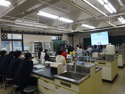 令和7年12月21日化学領域の様子の写真