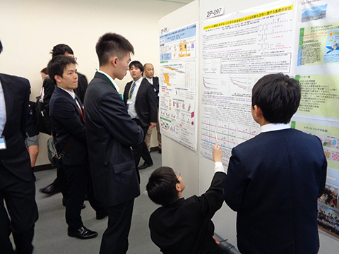 「日本化学会中国四国支部2018（愛媛大会）」の様子の写真