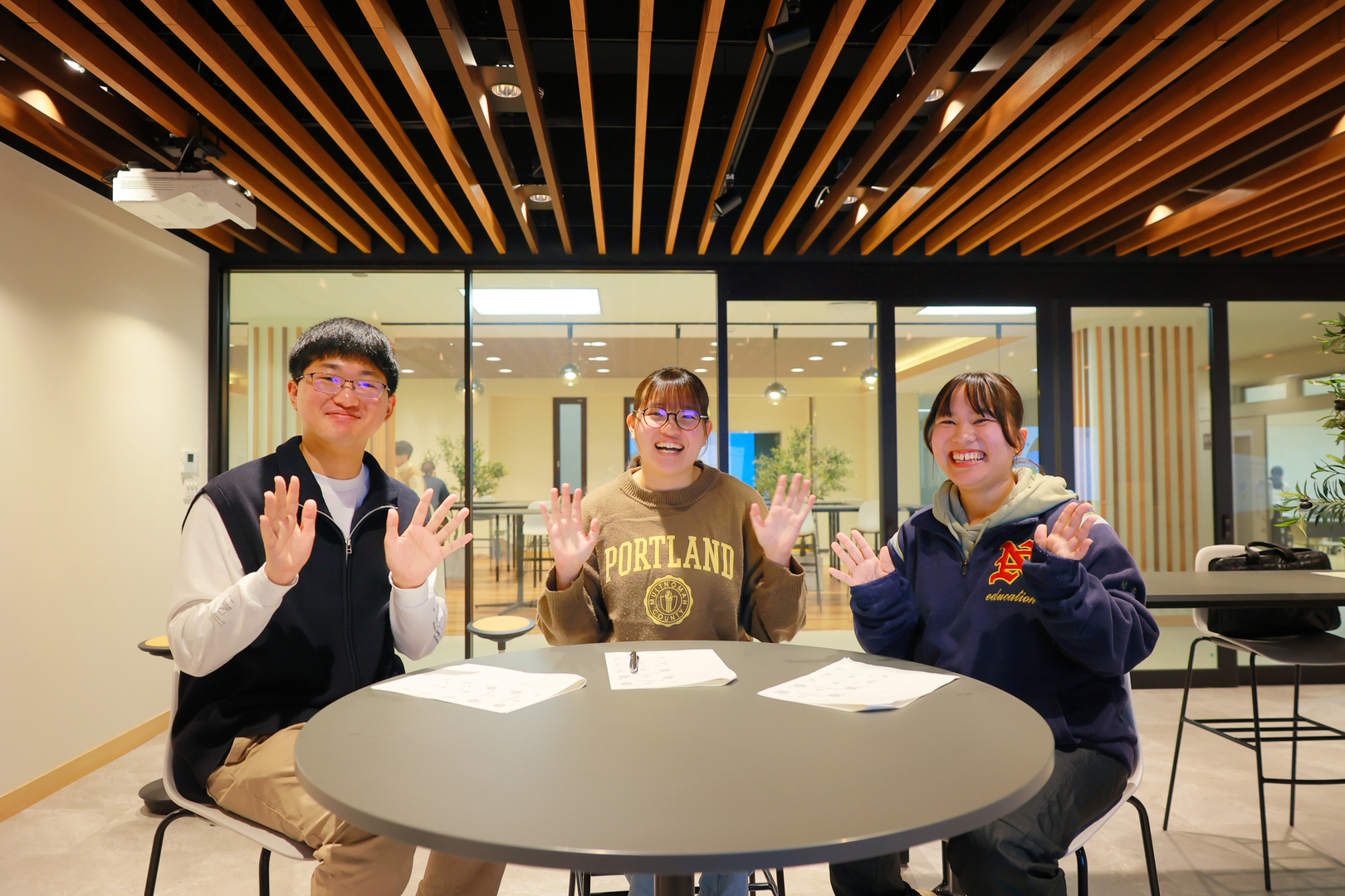 西智生さん、大島夢子さん、安福琴音さん